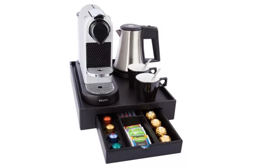 Space tray with 0,5L kettle and 2 black cups
